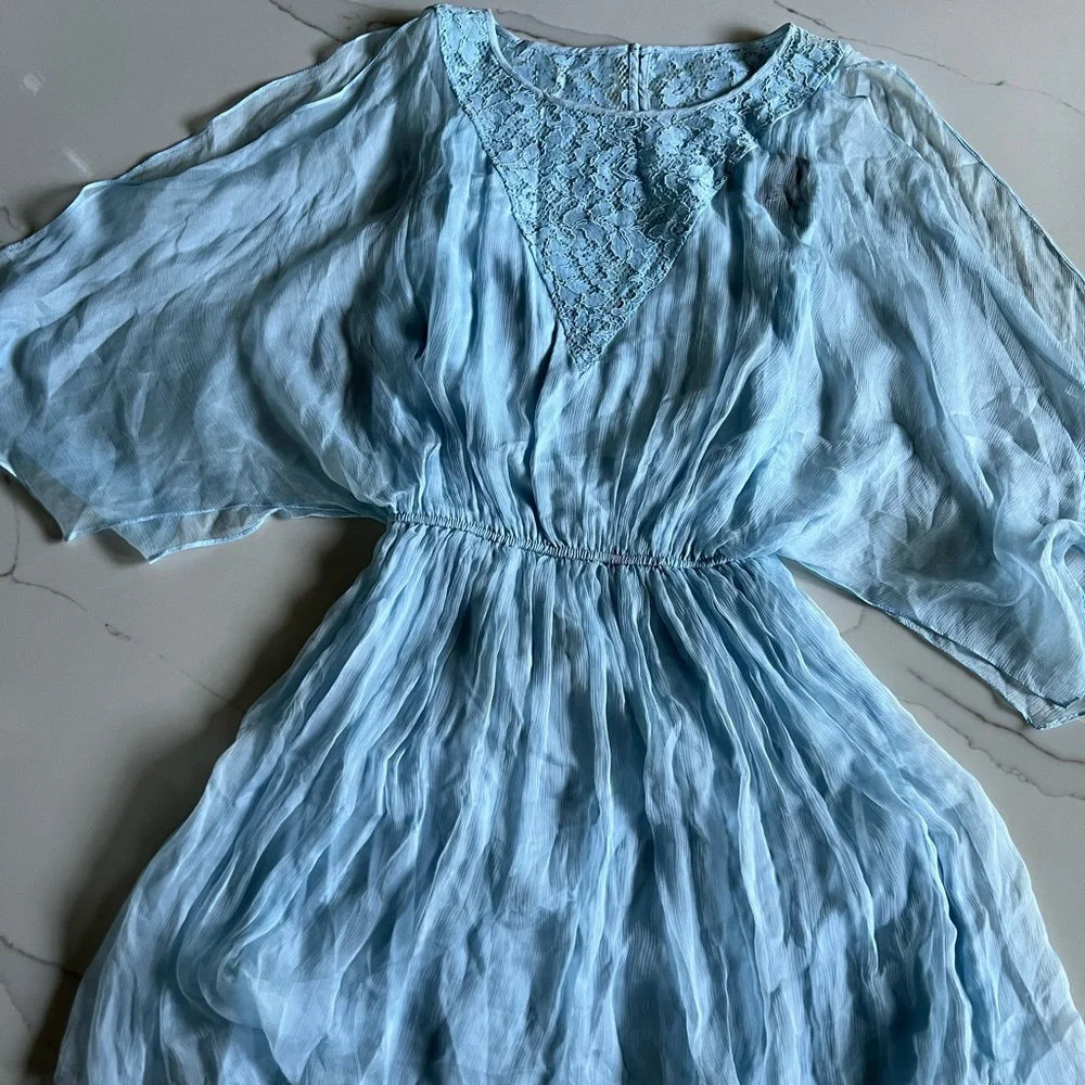 Dress - Picture 5 of 16
